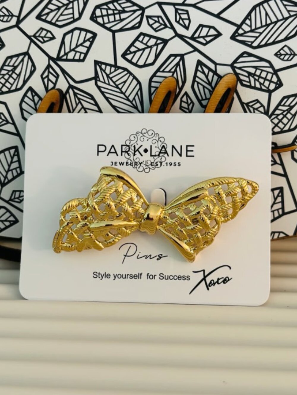 Park Lane Bonnie Pin